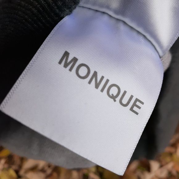 GRRRL Clothing G-quals Zip-up Hoodie Monique M/L GUC - Picture 5 of 8